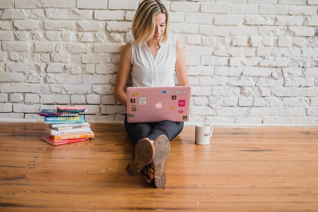 The Positive Effects of Modern Technology in Education